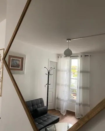 Apartment Deux-pieces De Charme Notre Dame De Paris
